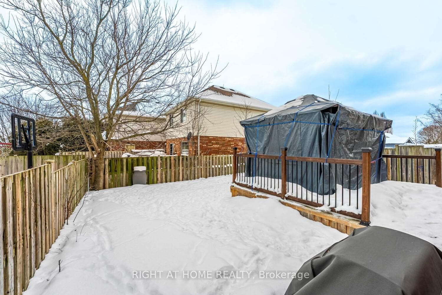 52 Milson Crescent photo 30