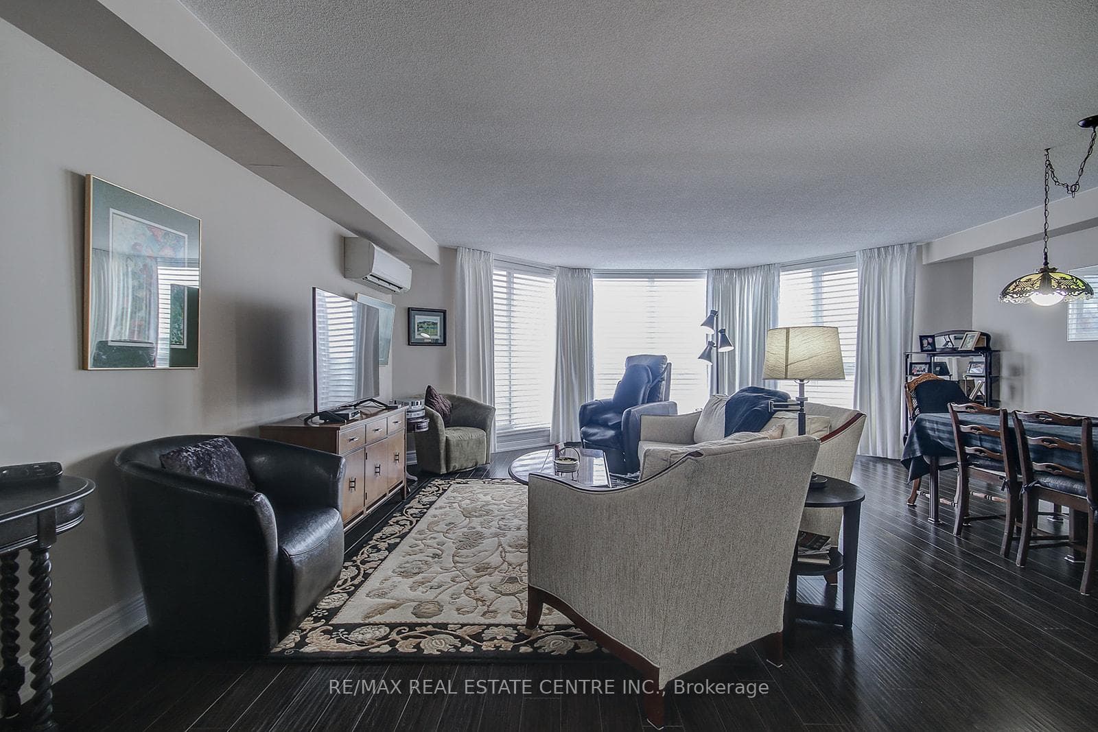 26 HALL Road Unit 502 photo 19
