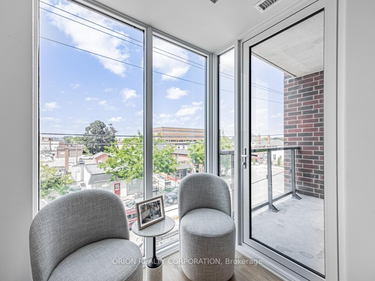 201 Brock Street Unit 212 photo 20