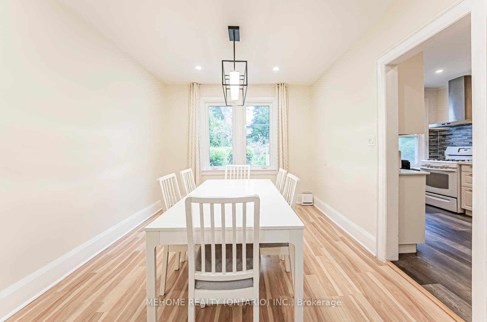 558 Hillsdale Avenue photo 12