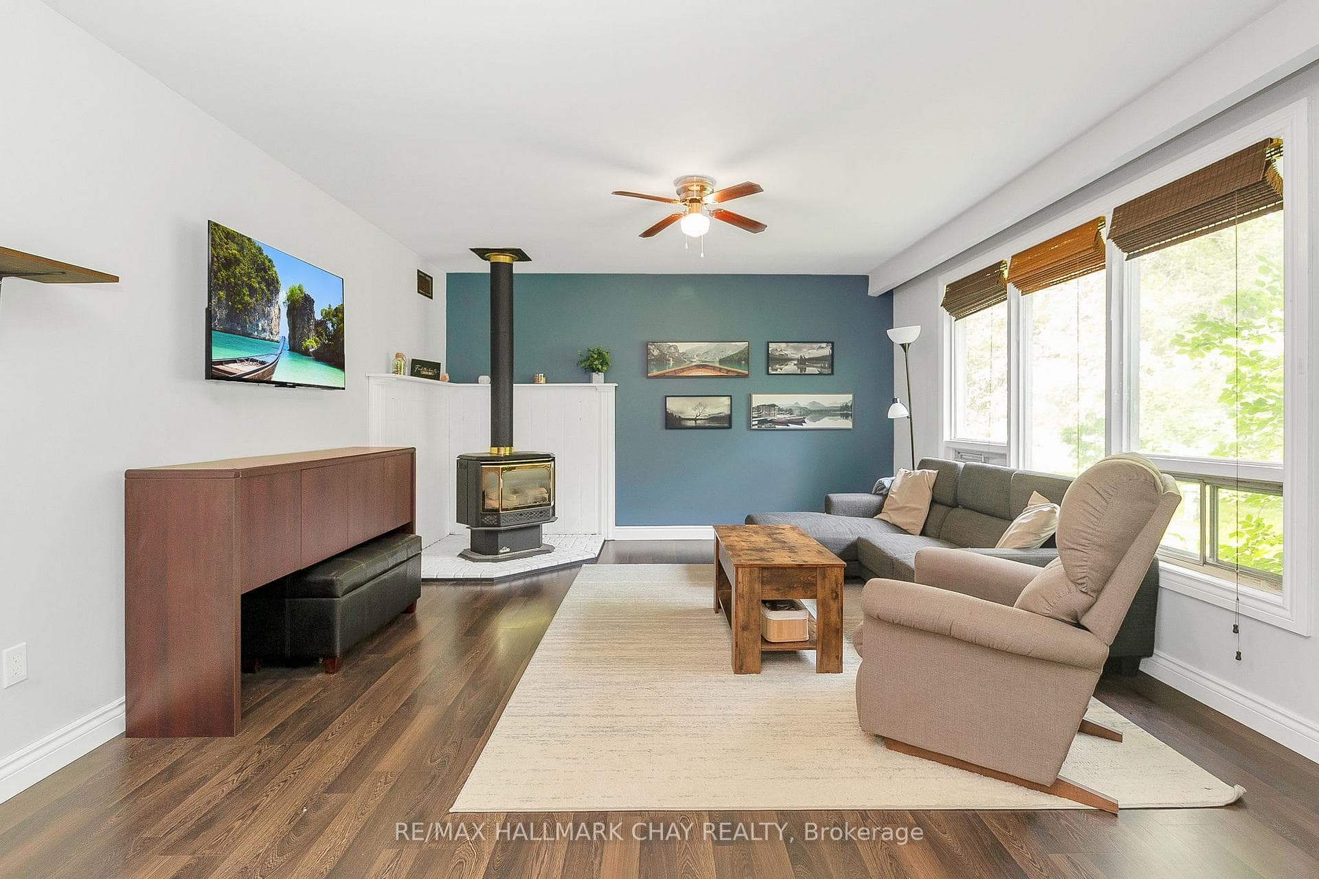1067 Larch Street photo 9