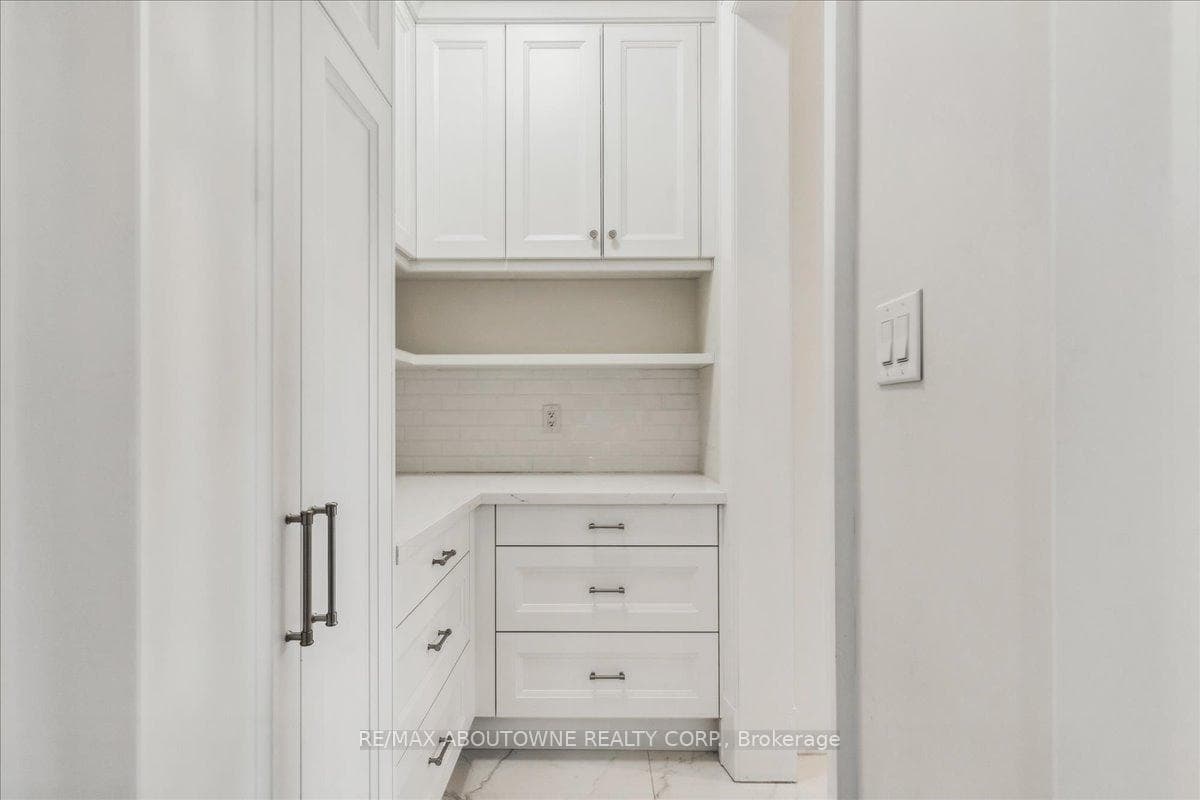 122 Sybella Drive photo 15