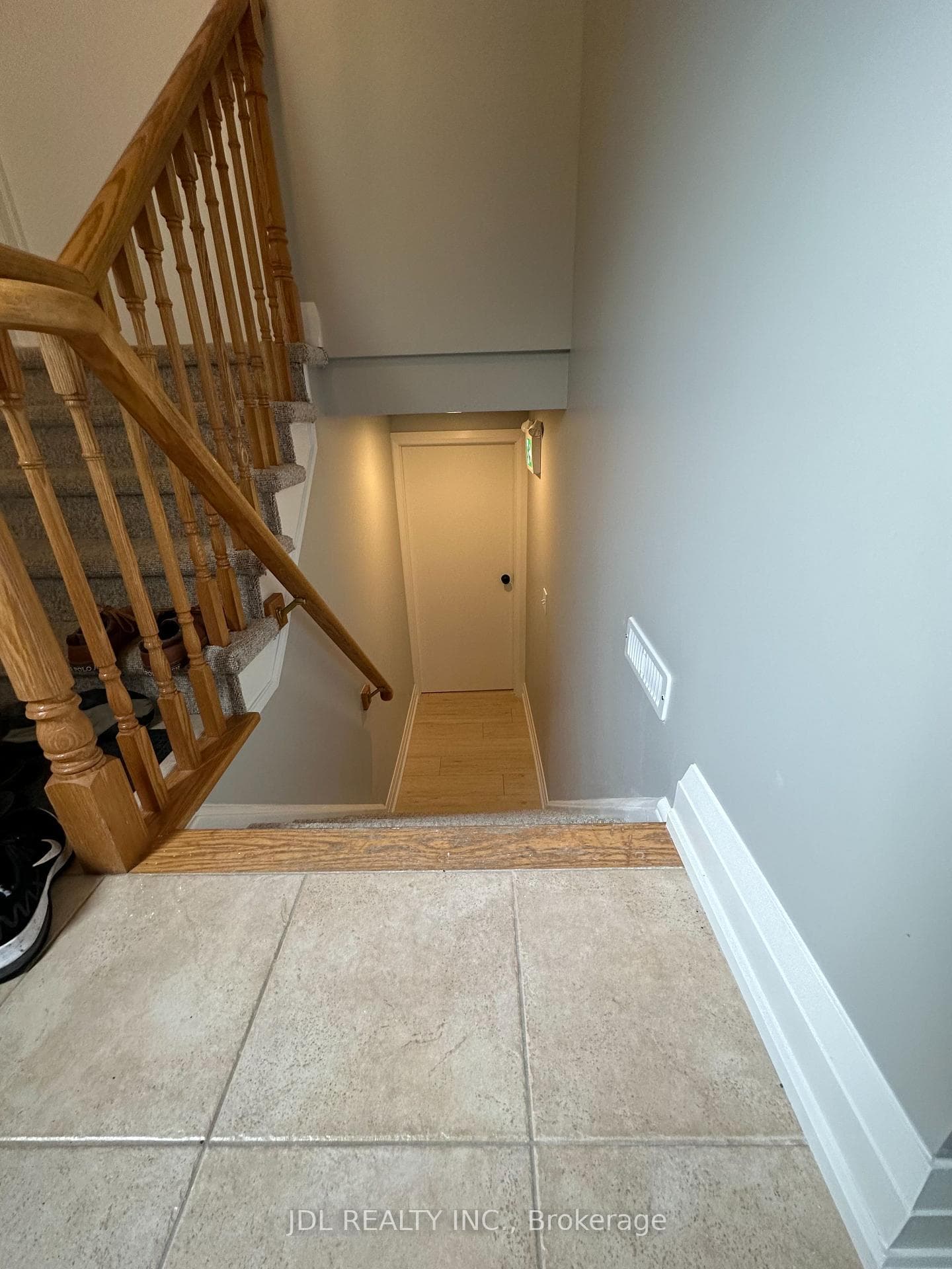 46 Monique Crescent photo 13