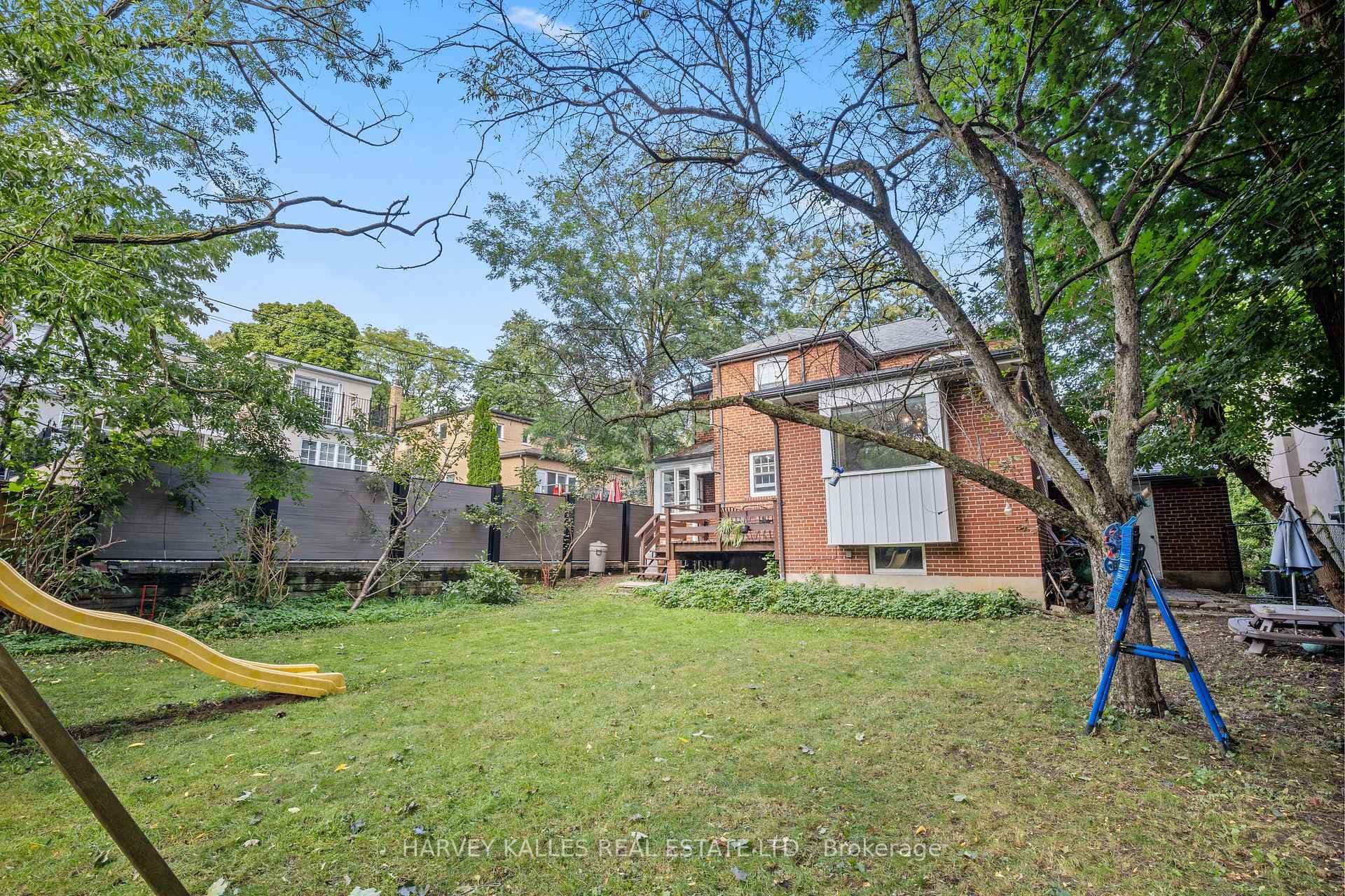 14 Lawnhurst Boulevard photo 39