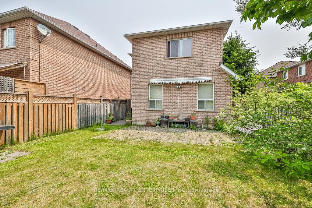 3 Jack Kenny Court photo 30