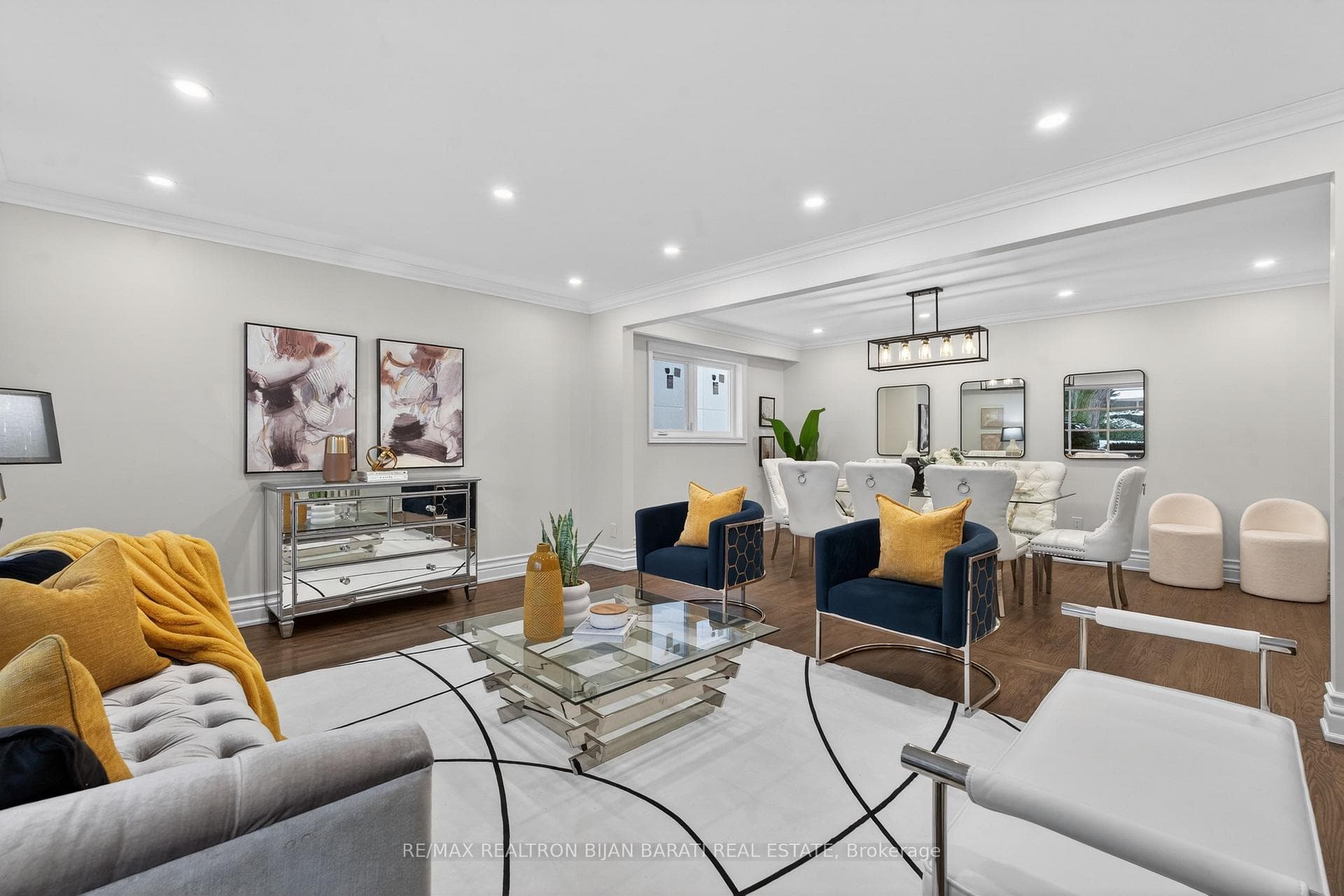 32 Colonnade Road photo 4