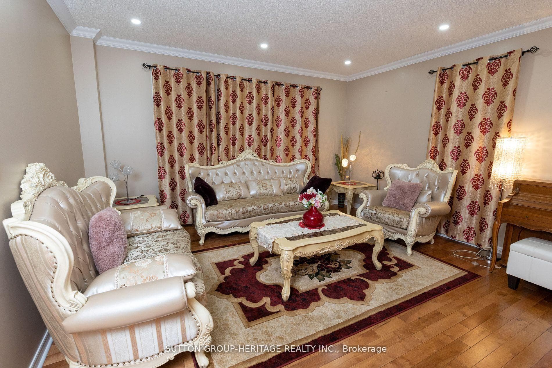 2148 Minsky Place photo 2