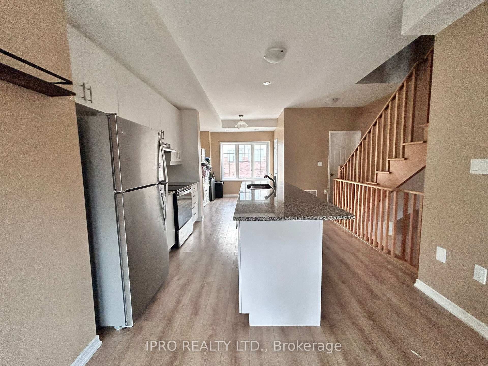 2664 Magdalen Path photo 3