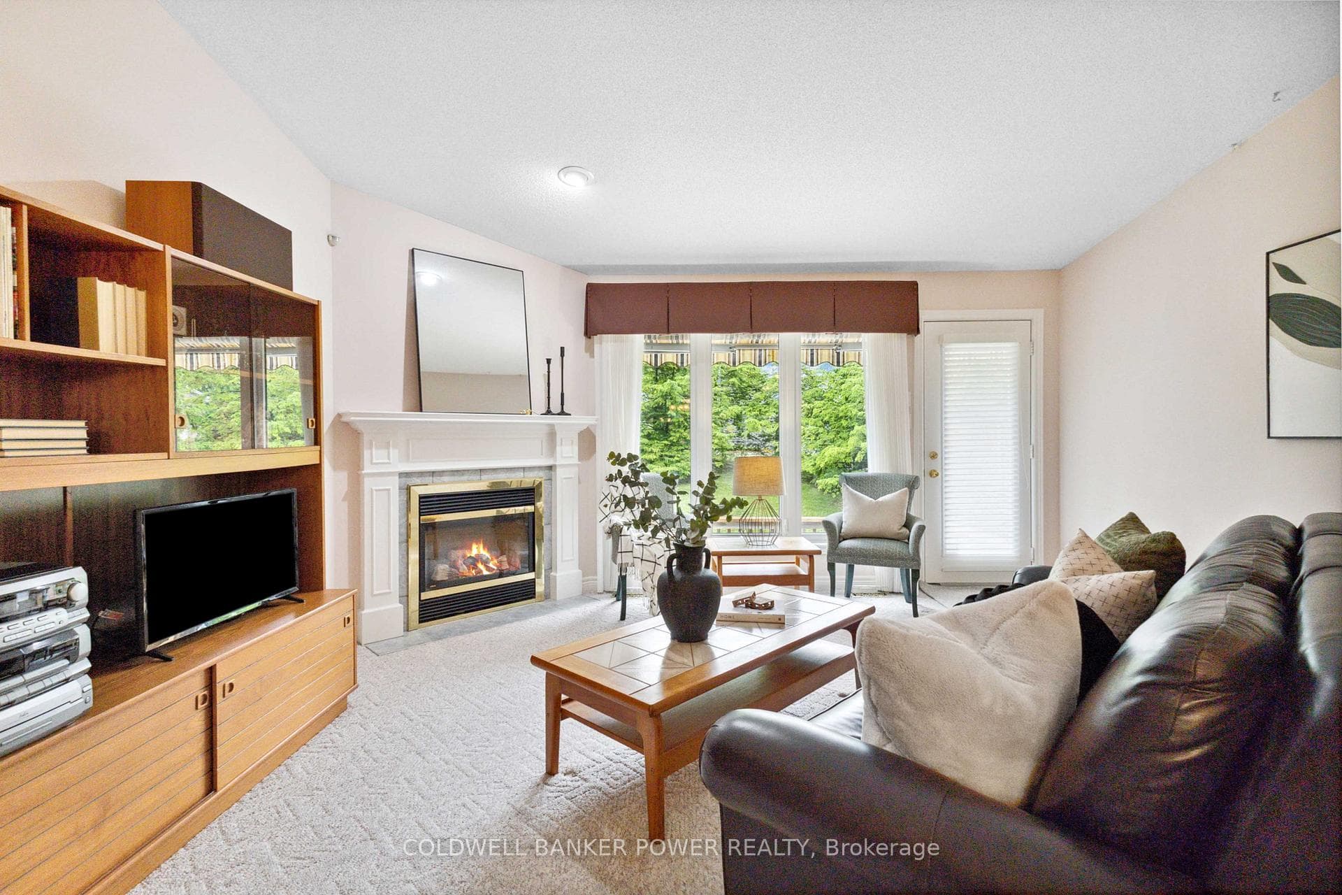 1755 Louise Boulevard Unit 29 photo 10