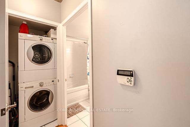 22 Wellesley Street Unit 807 photo 18