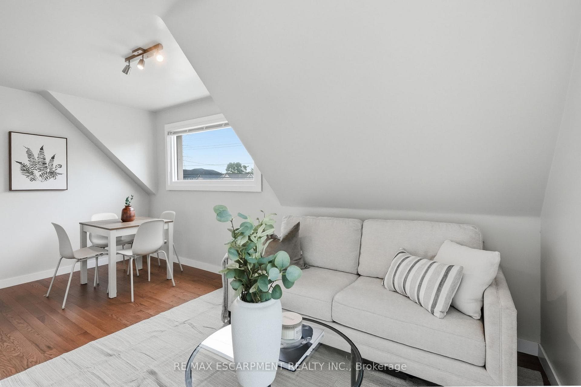410 Beach Boulevard photo 16