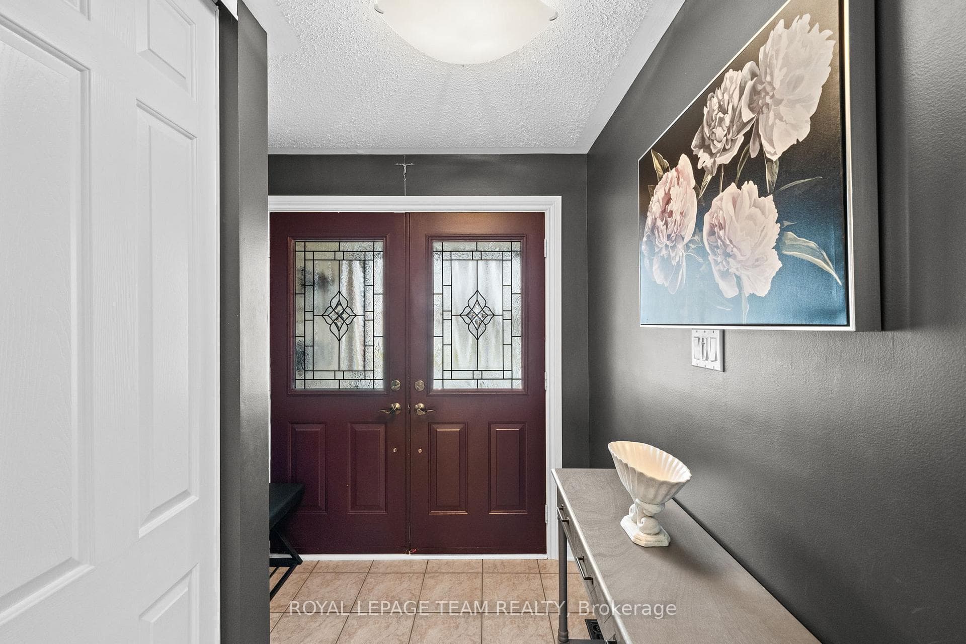 48 Settler's Ridge Way photo 3