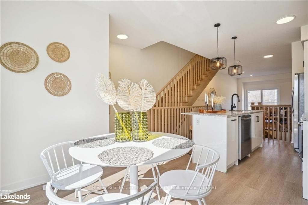 56 WINTERS Crescent photo 21