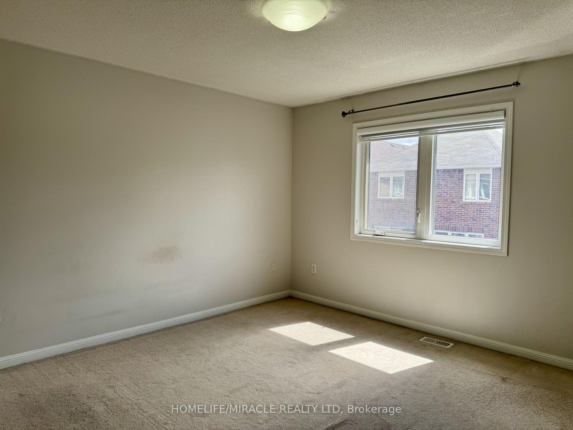 29 Lathbury Street photo 14