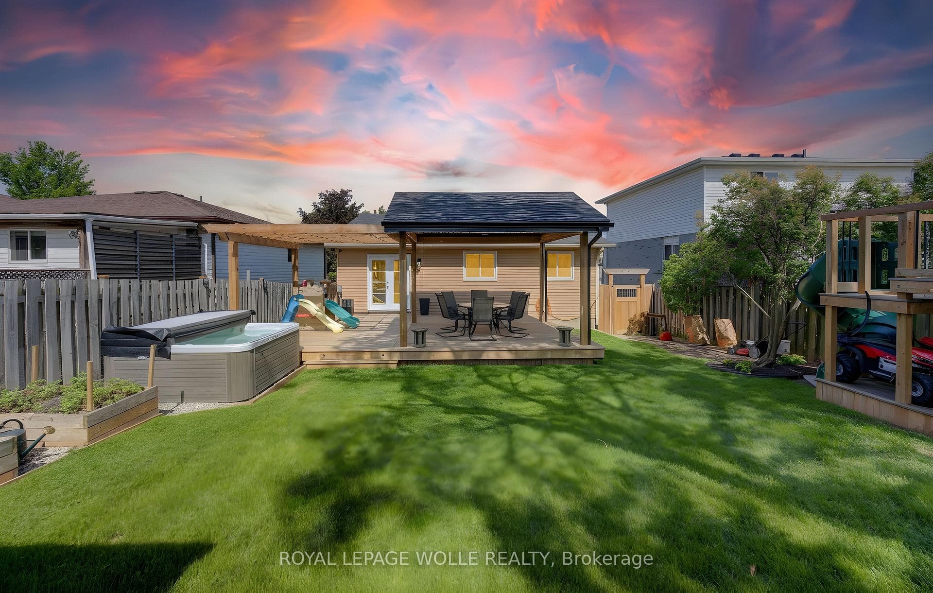 143 Dawn Crescent photo 44