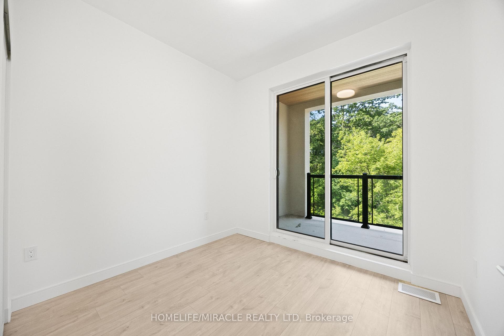 174 Clonmore Drive Unit 9 photo 23