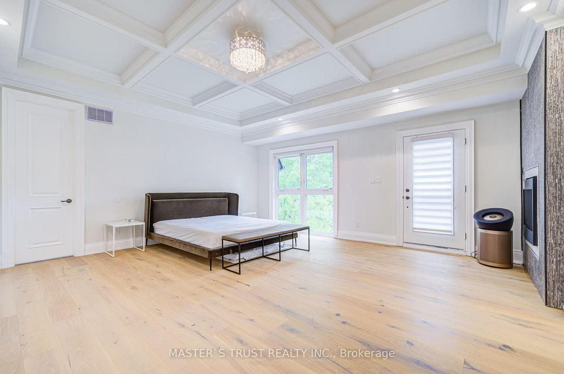 103 Burndale Avenue photo 14
