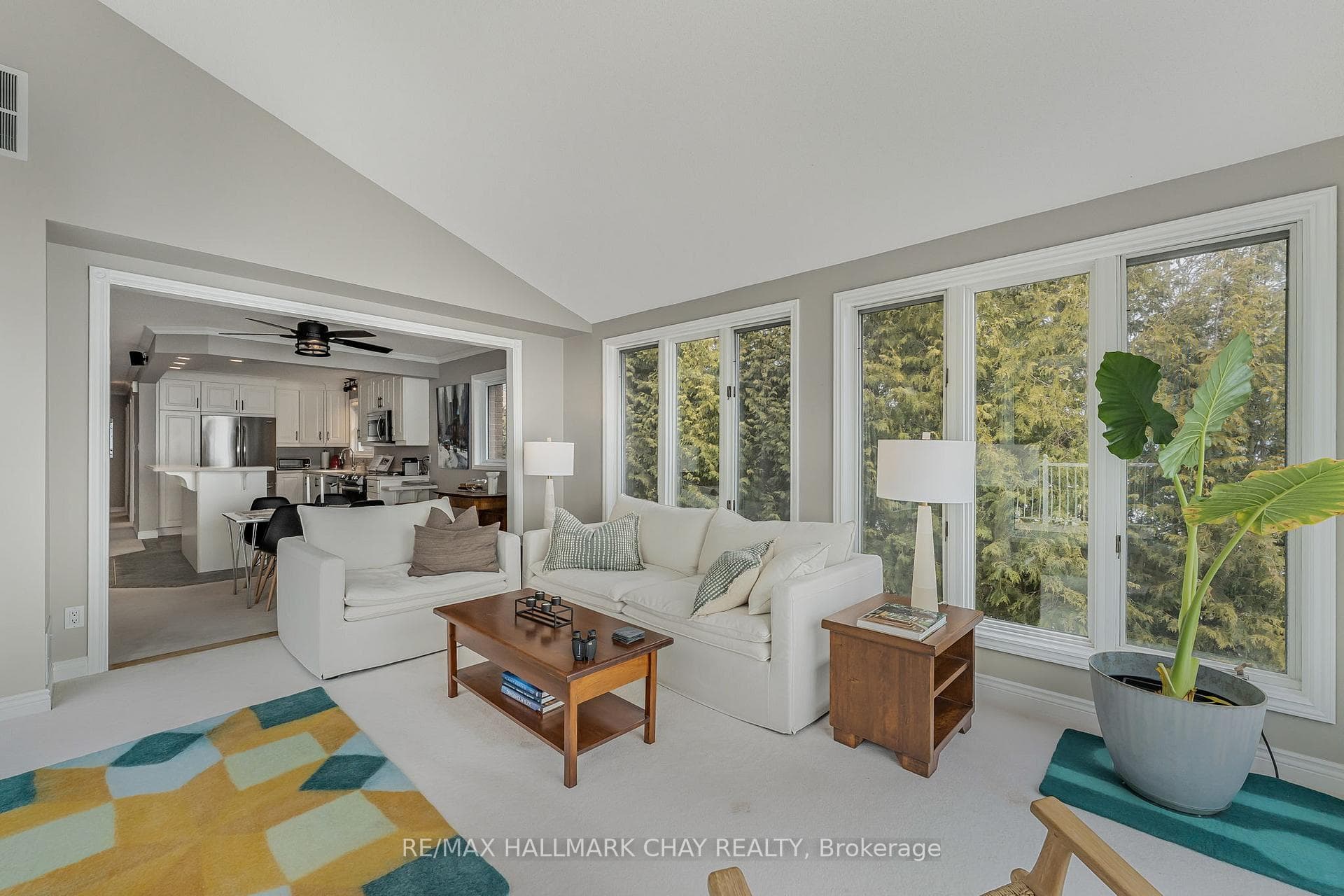 1069 Lakeshore Road photo 28