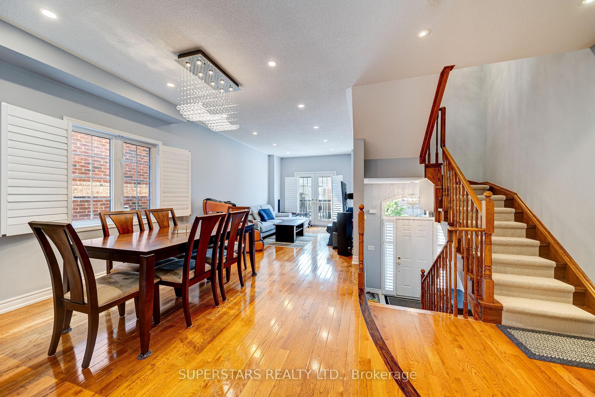 20 Prince William Drive photo 9