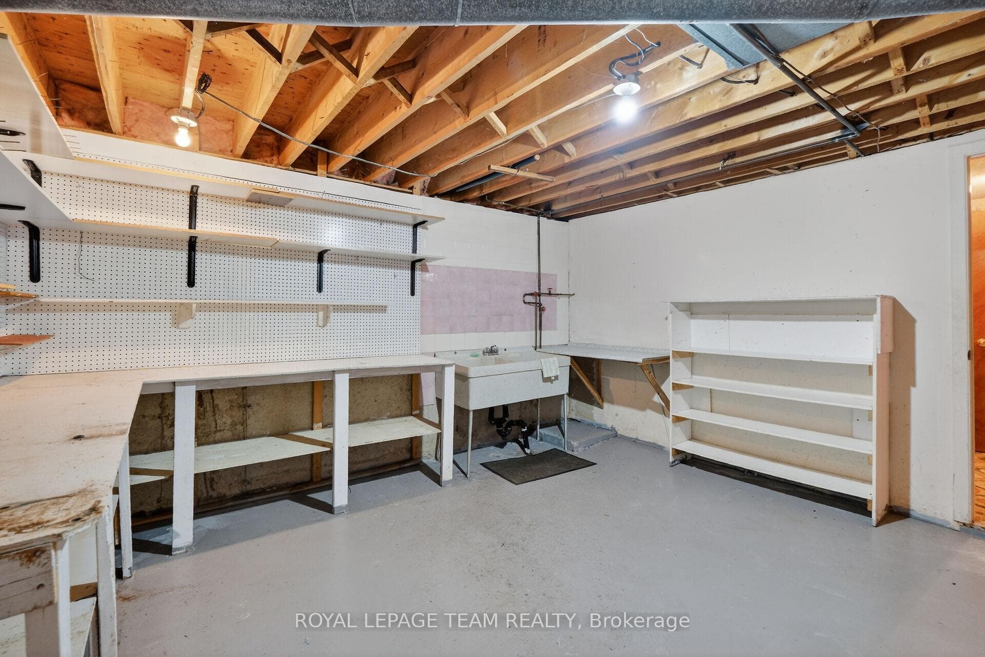 Hobby room/workshop