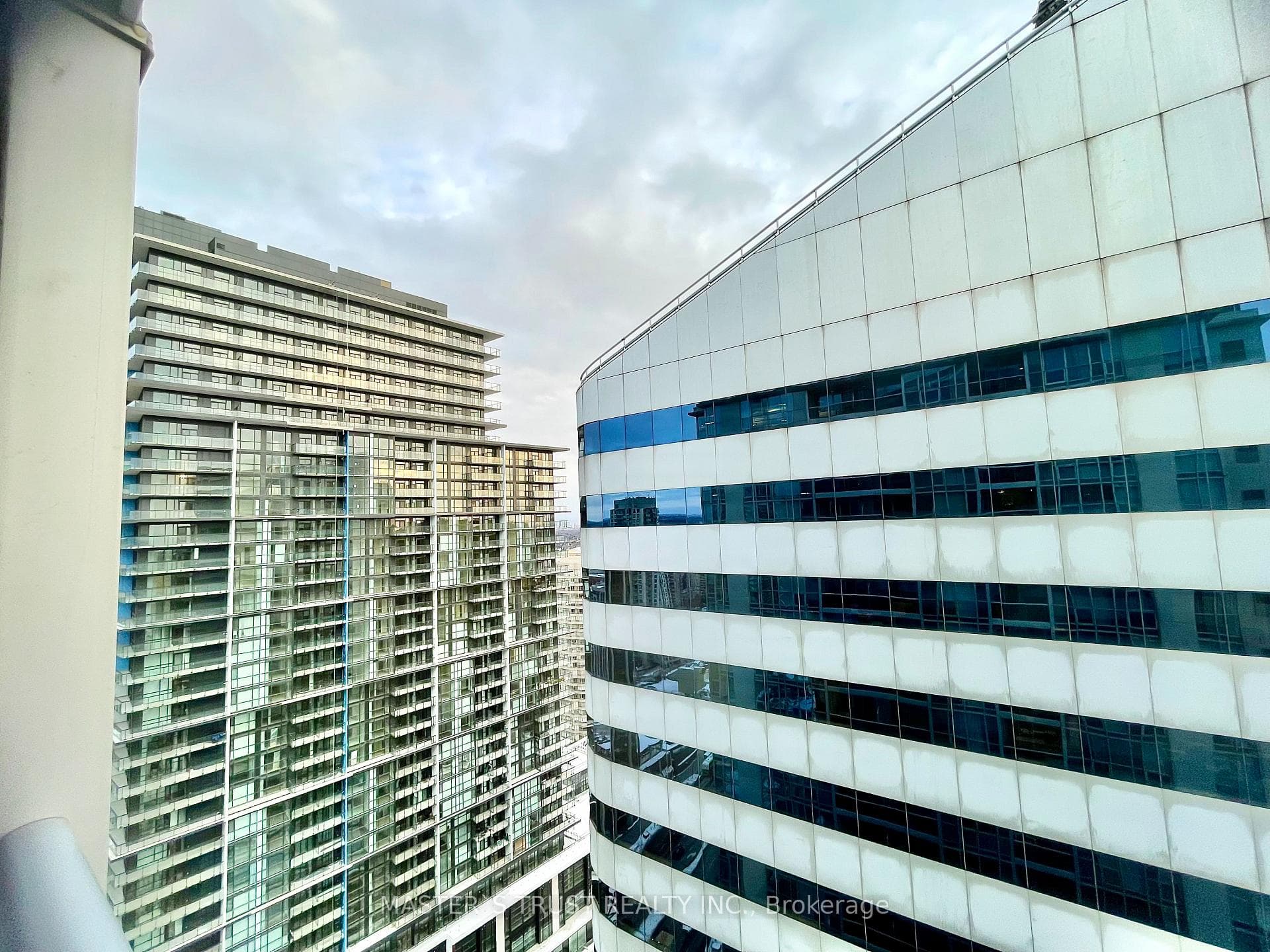 4968 Yonge Street Unit 3312 photo 3