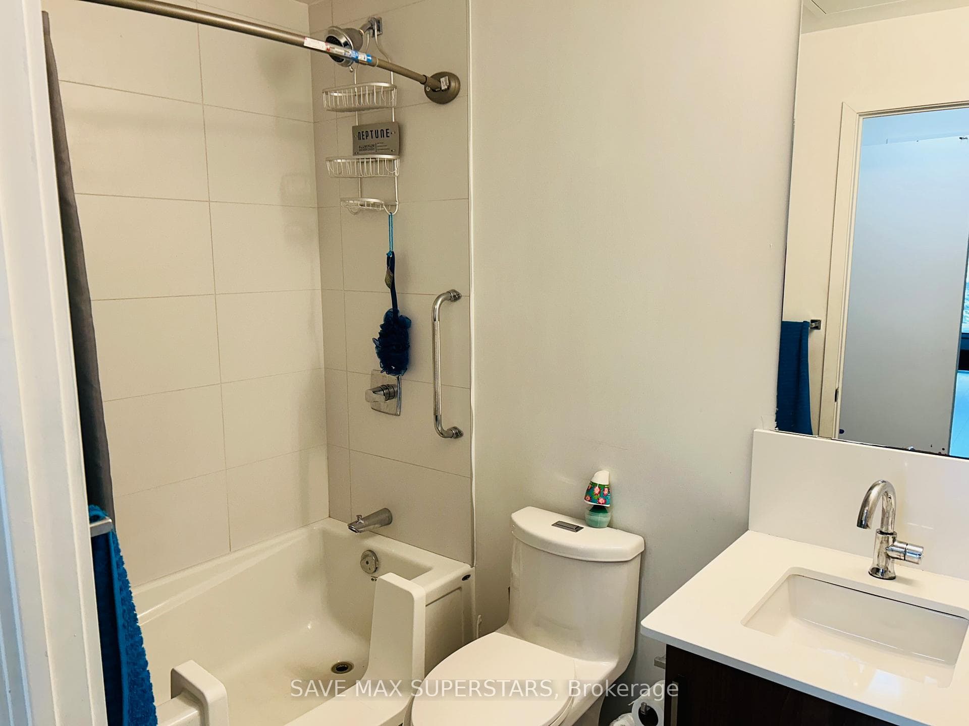 681 Yonge Street Unit 427 photo 14
