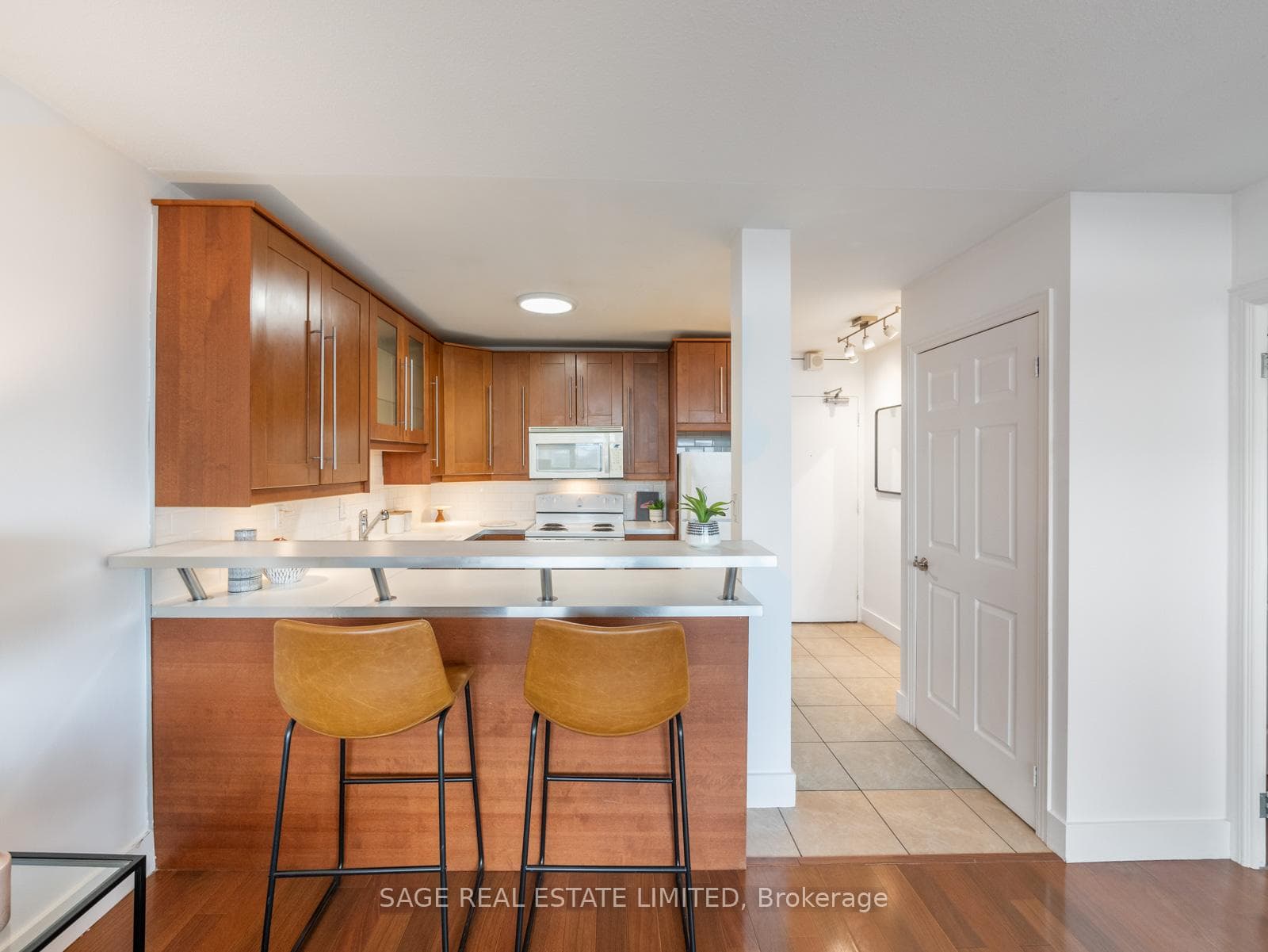 40 Homewood Avenue Unit 2210 photo 6