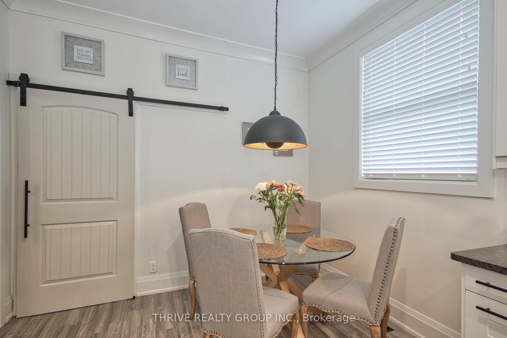 640 Princess Avenue photo 8
