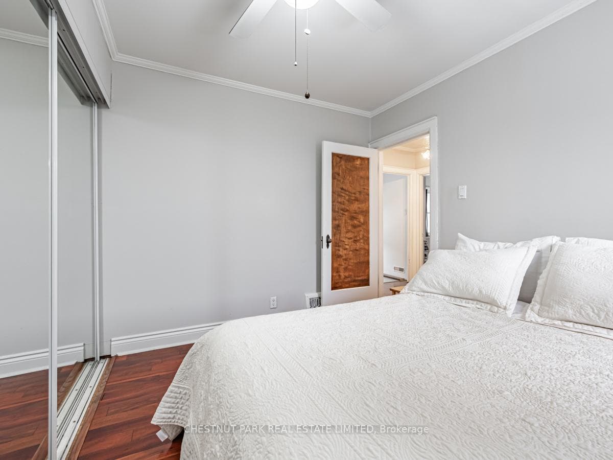 207 Pellatt Avenue photo 12