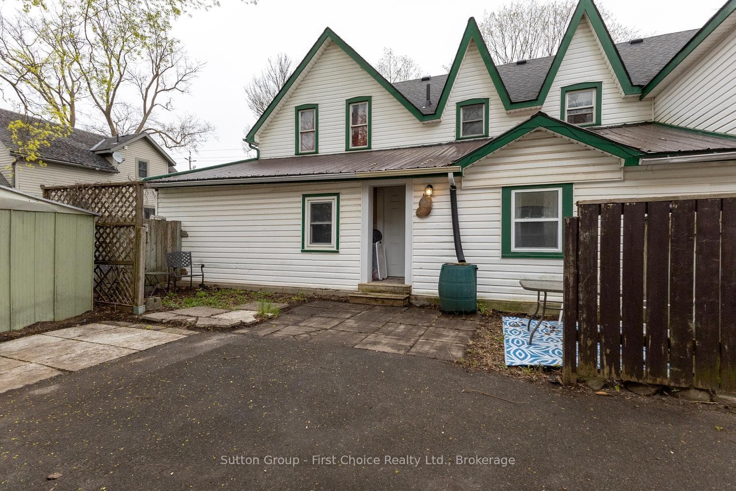 196 Nile Street photo 34