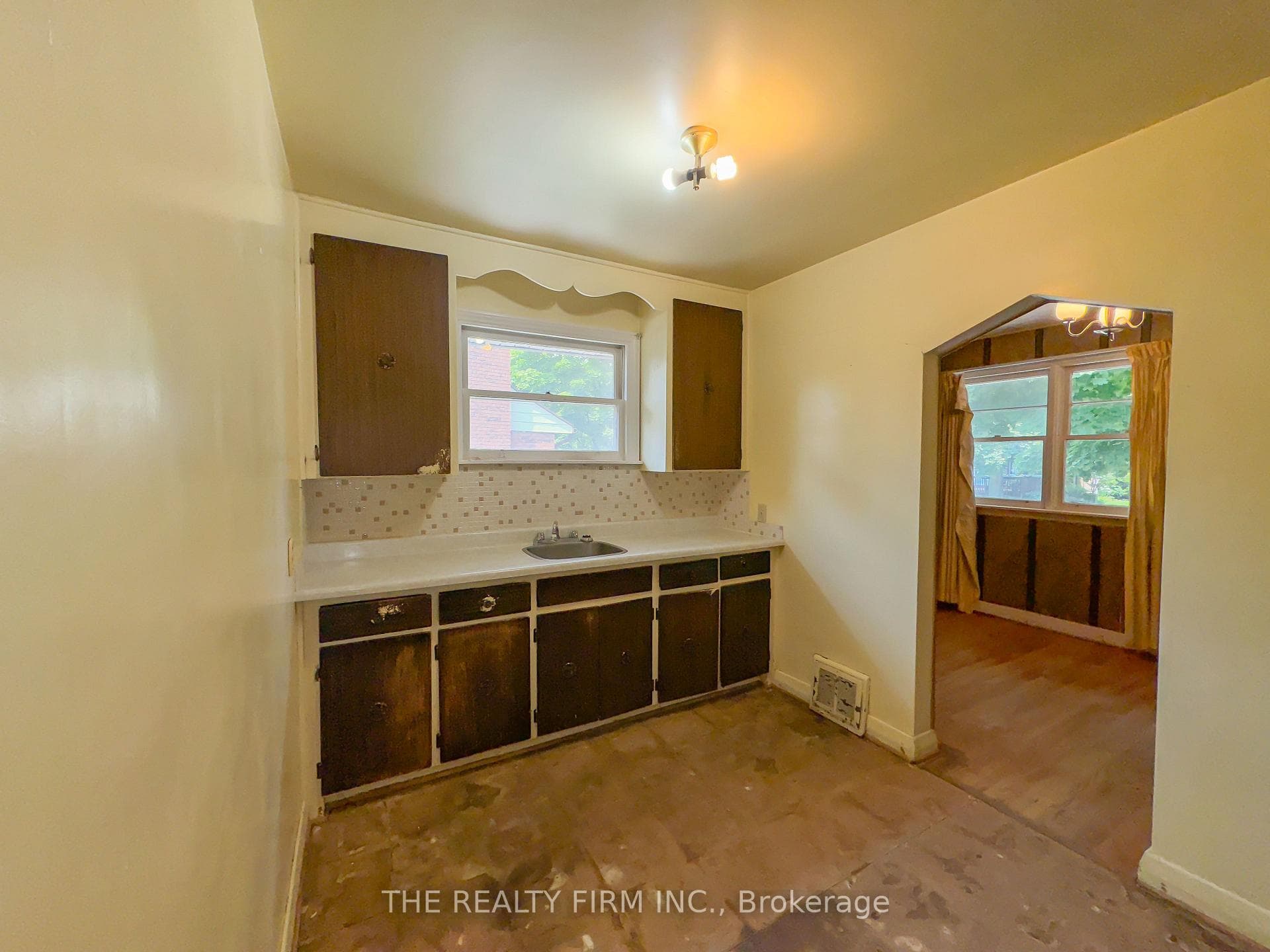 79 Glass Avenue photo 10