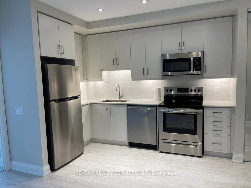 15 Lynch Street Unit 1203 photo 3