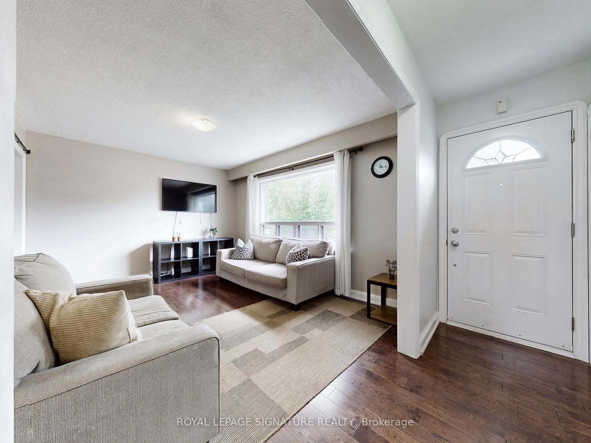 118 Moore Park Avenue photo 3