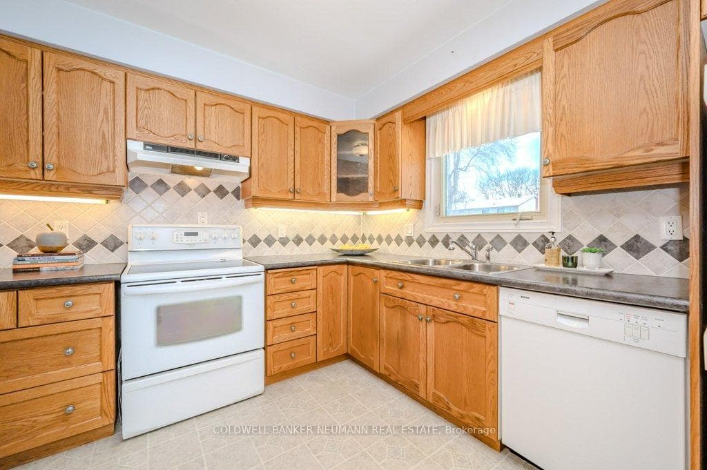 47 Glenburnie Drive photo 15