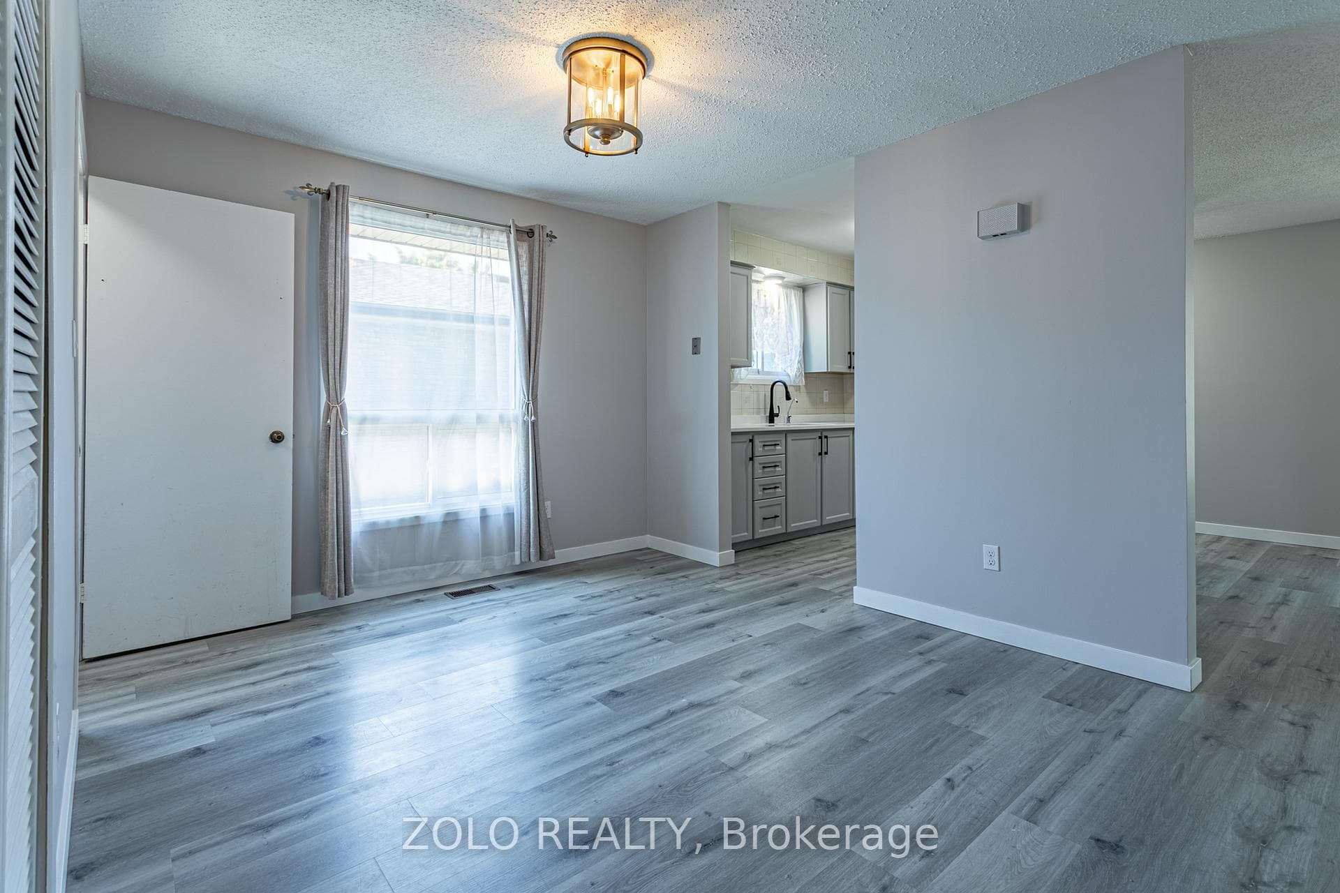 170 Speight Boulevard photo 16