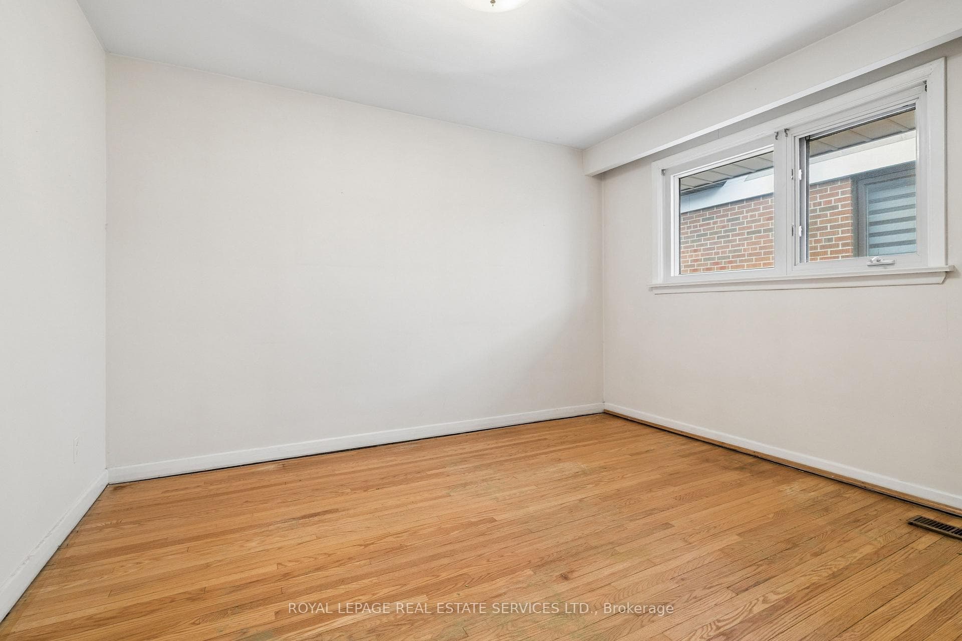 51 Smithwood Drive photo 9