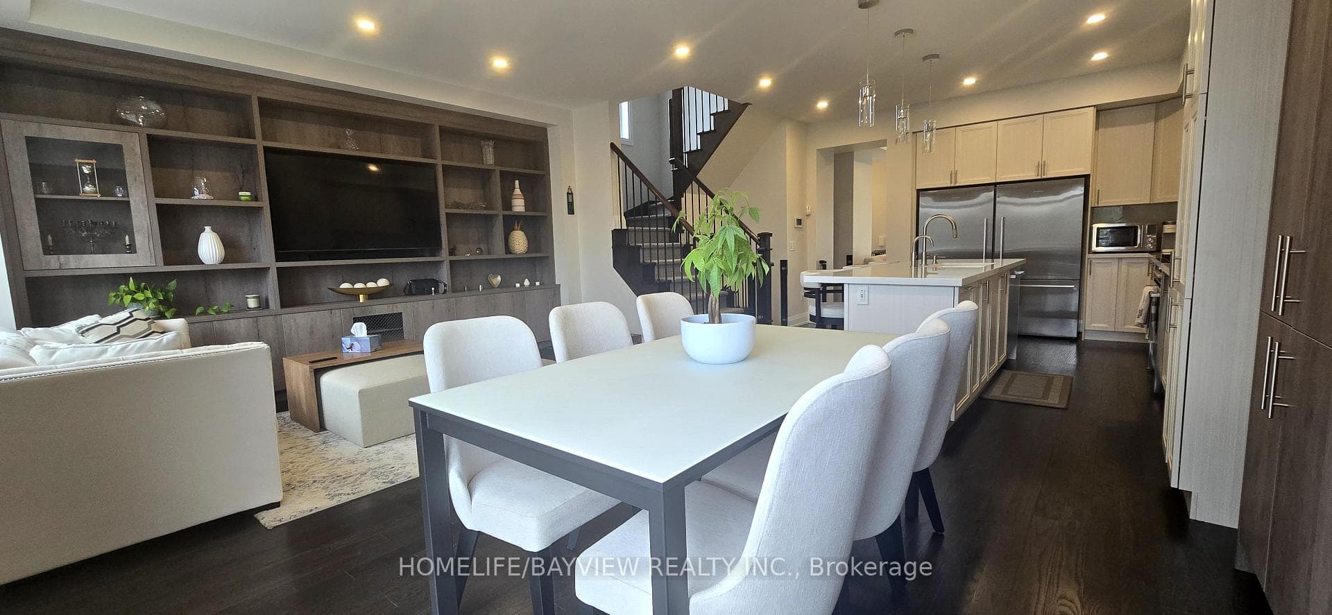 72 Duncombe Lane photo 8
