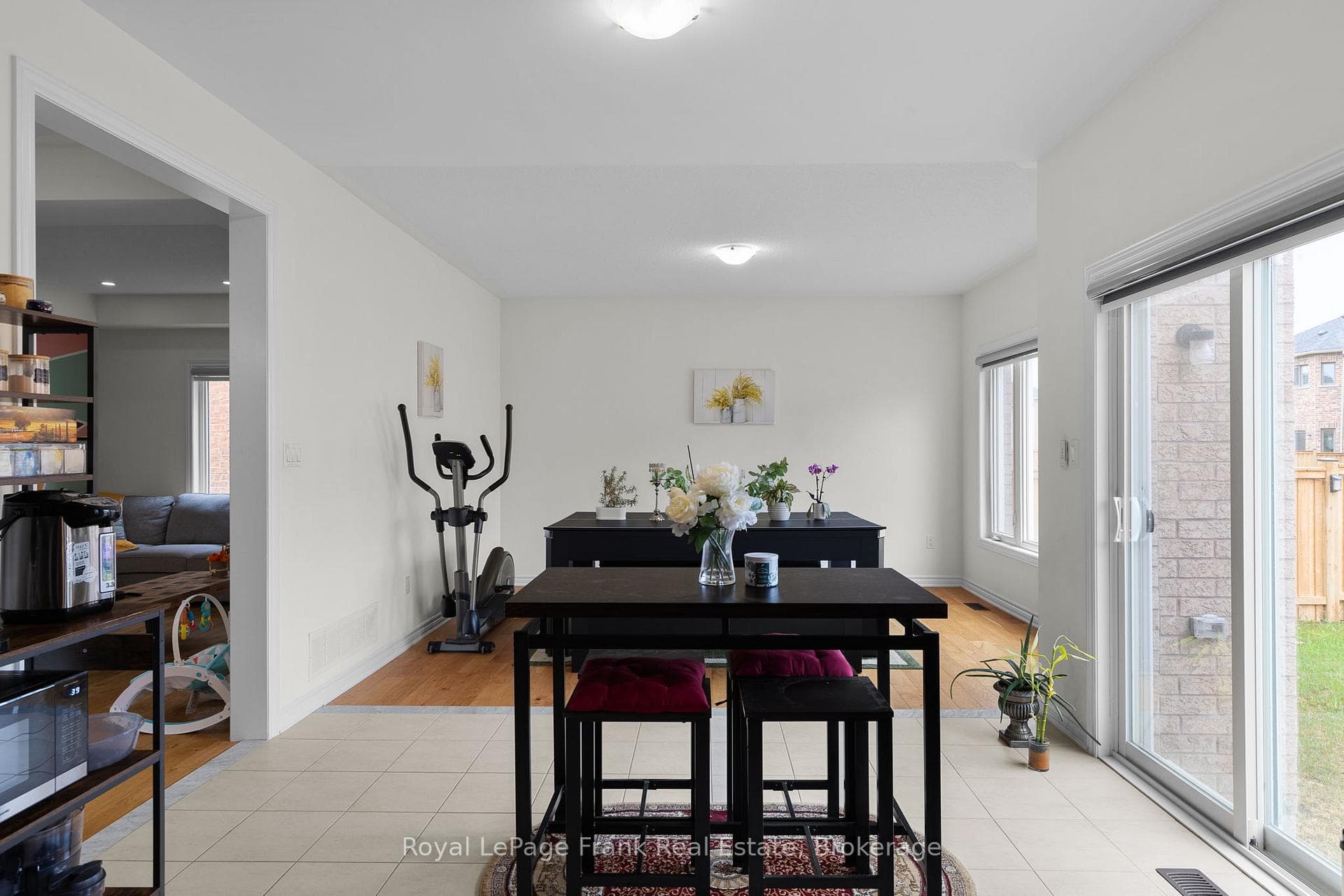 18 Stoddart Street photo 23