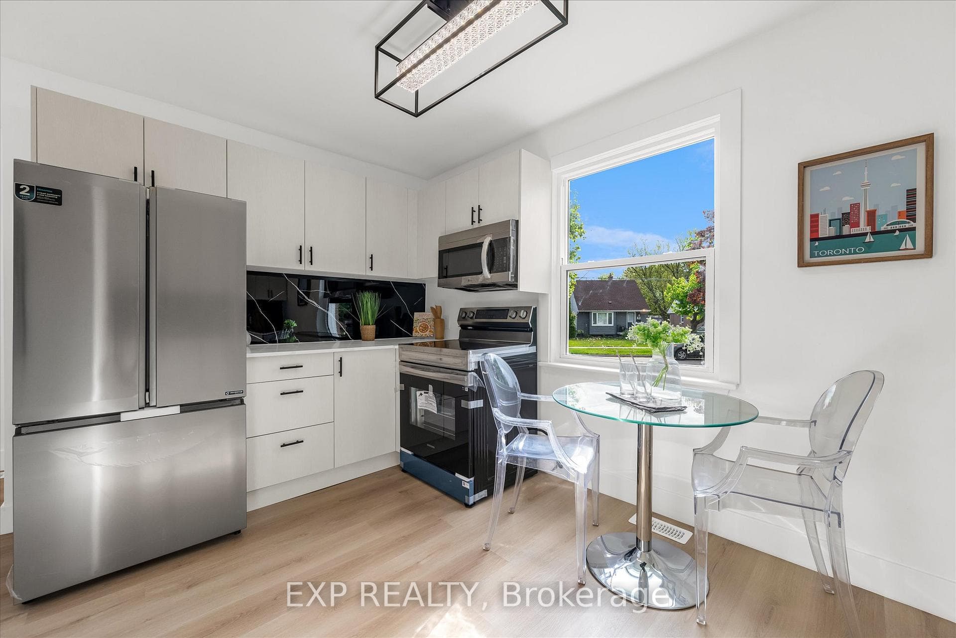 81 Armstrong Avenue photo 4