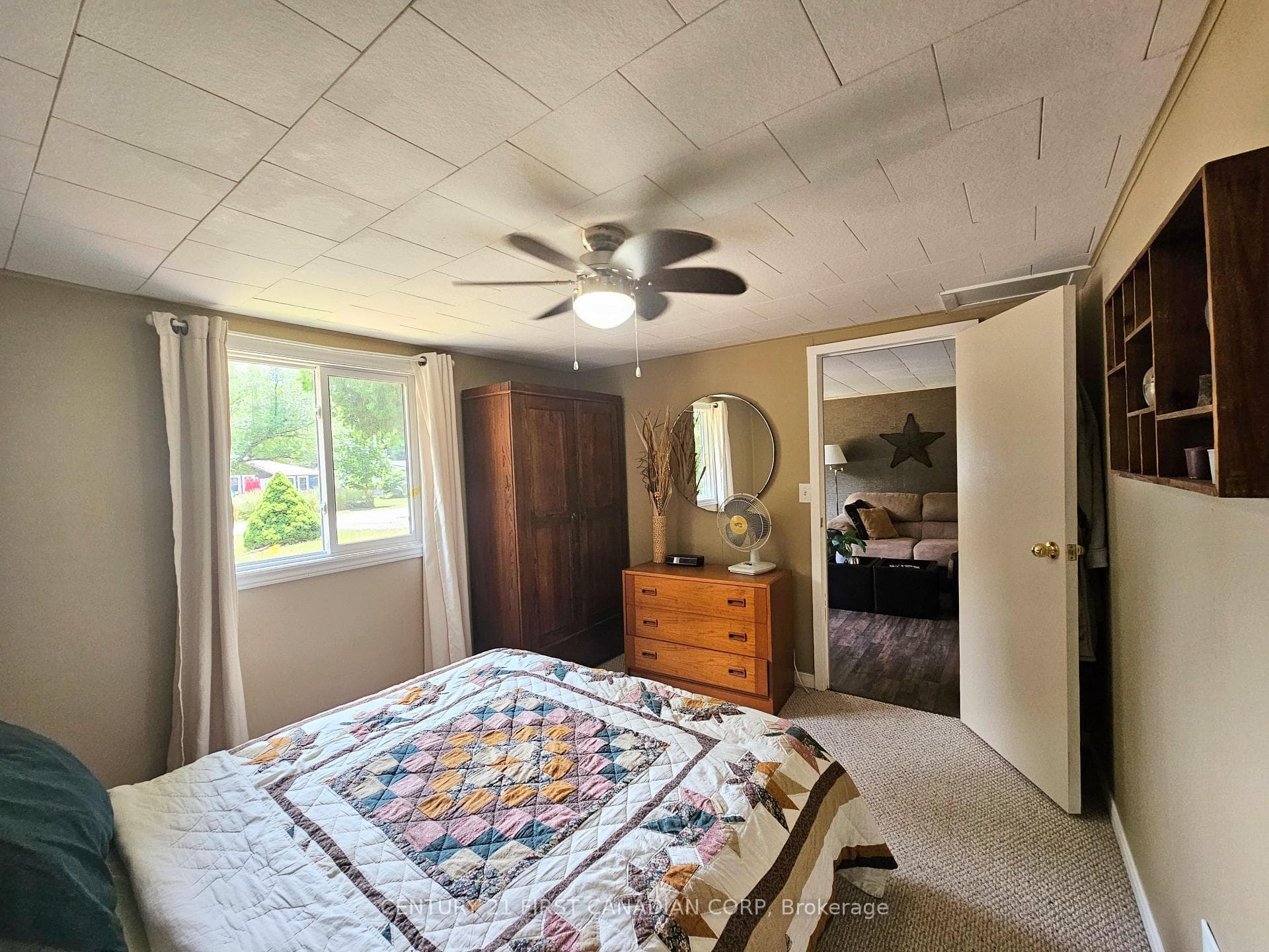 6346 London Road photo 12