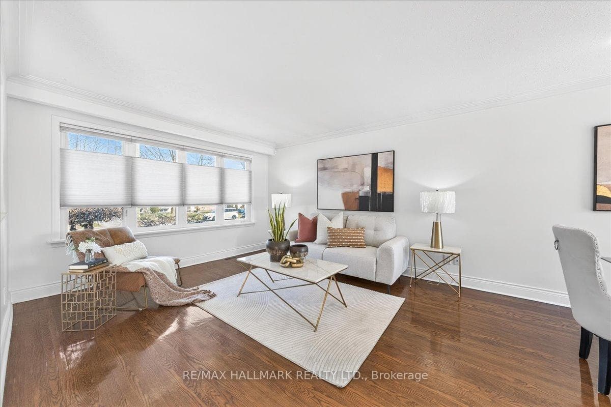 25 Fenley Drive photo 2