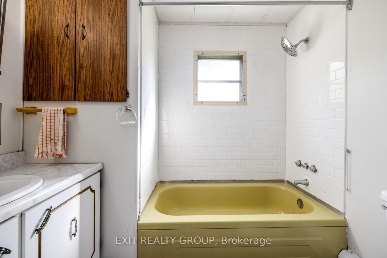 28 Linden Boulevard photo 14