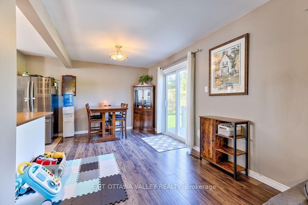 2849 FOURTH CHUTE Road photo 4