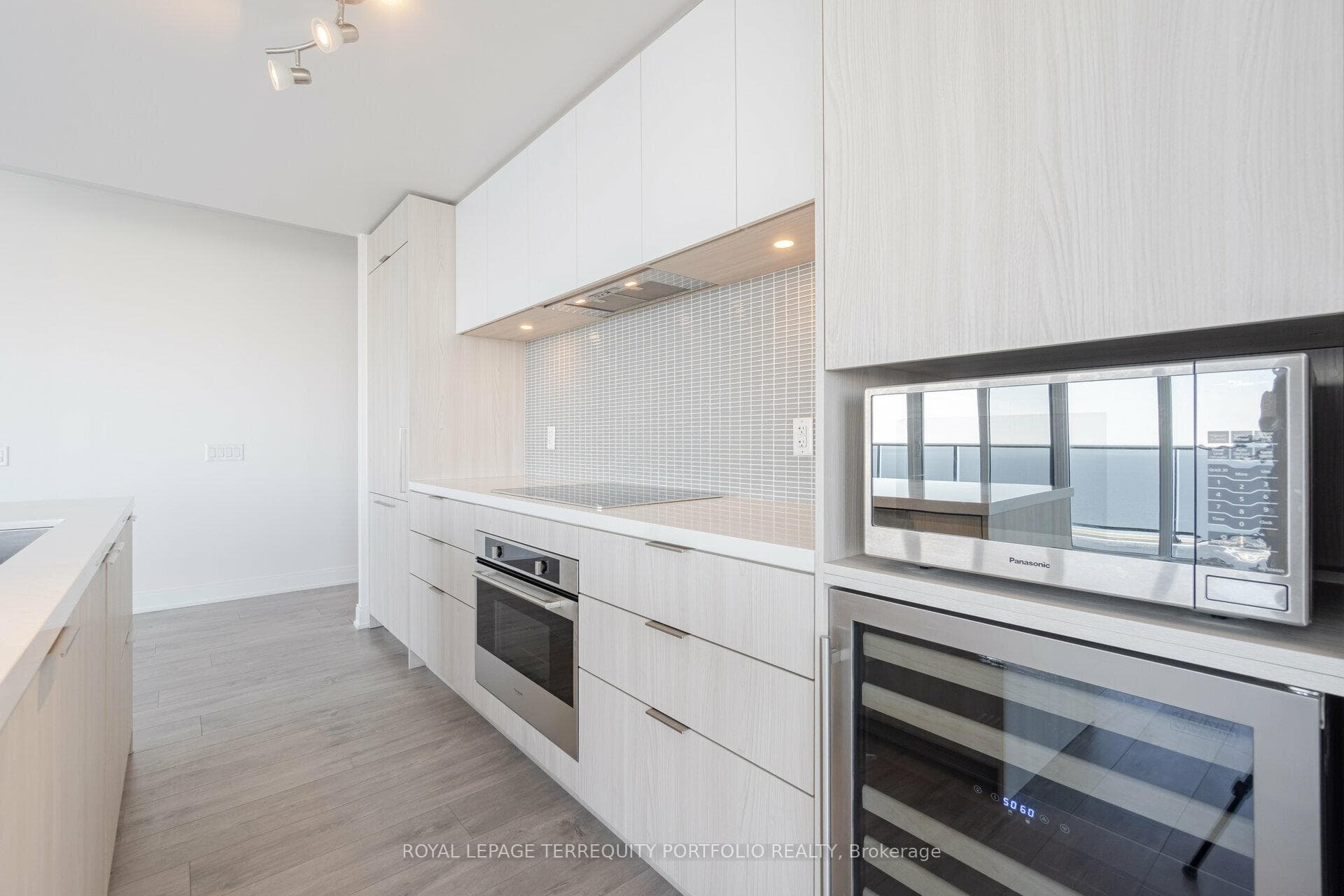 70 Annie Craig Drive Unit 4204 photo 15