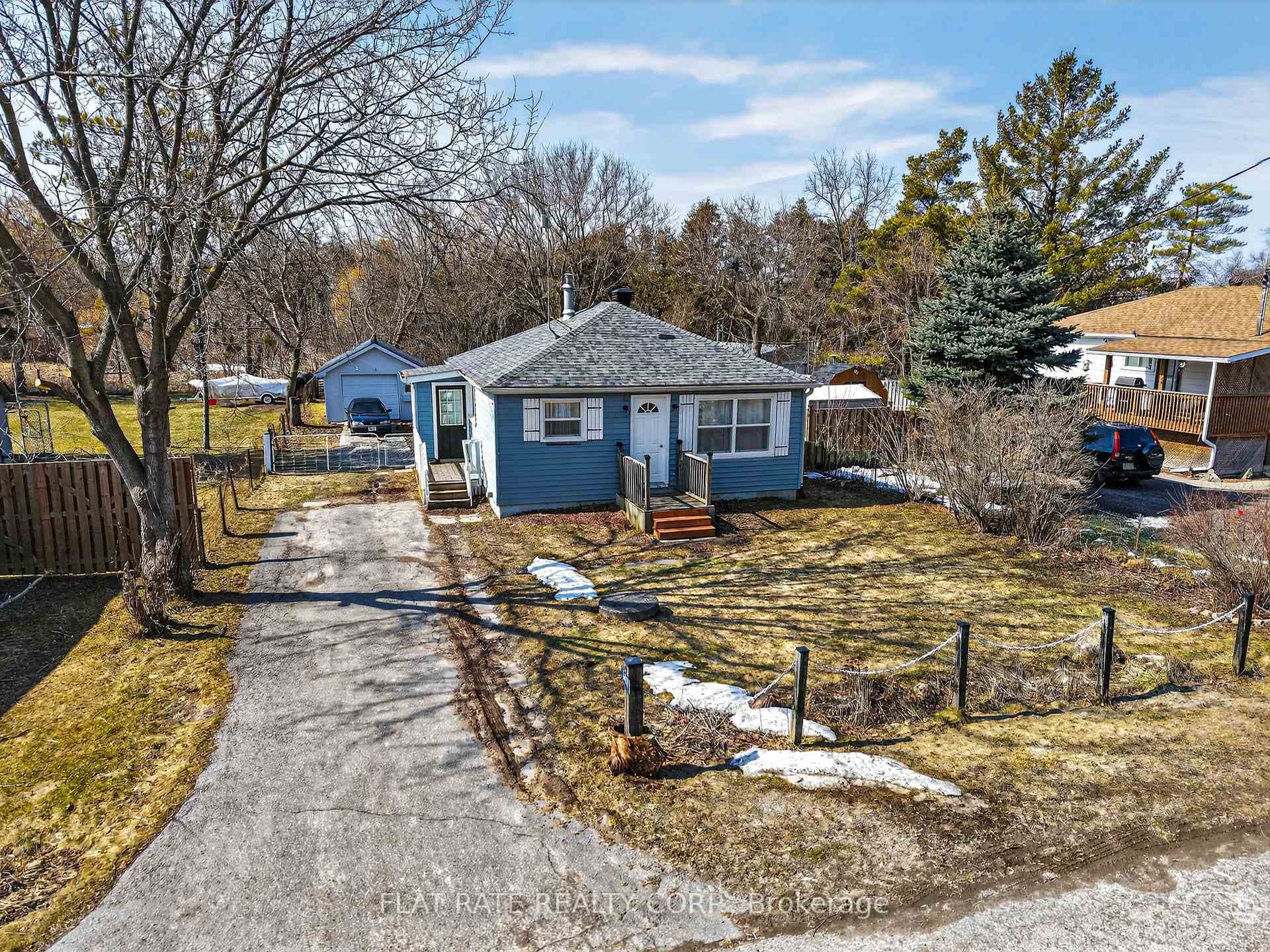 5418 Young Street photo 1