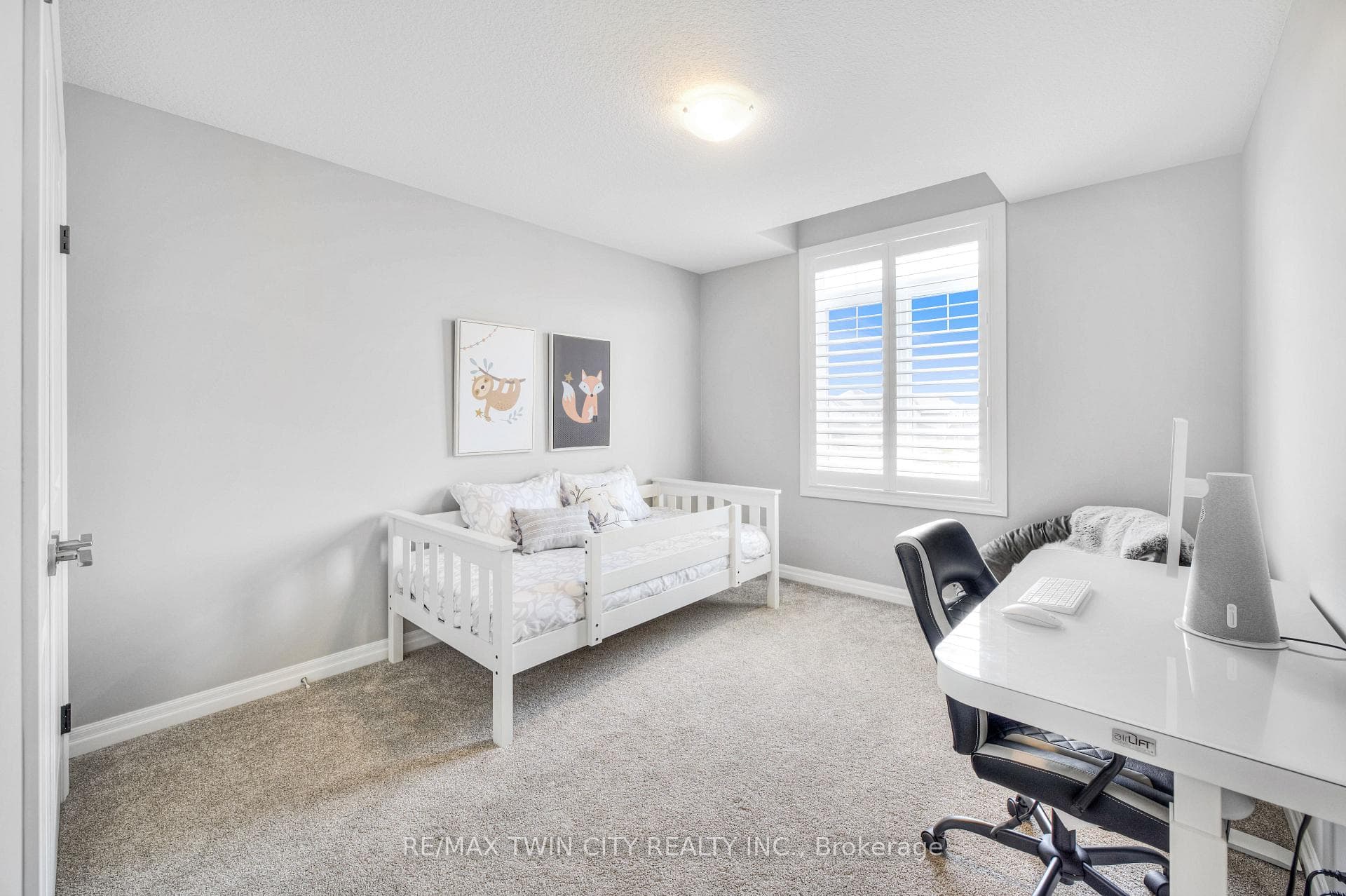 150 Mountain Holly Court photo 18