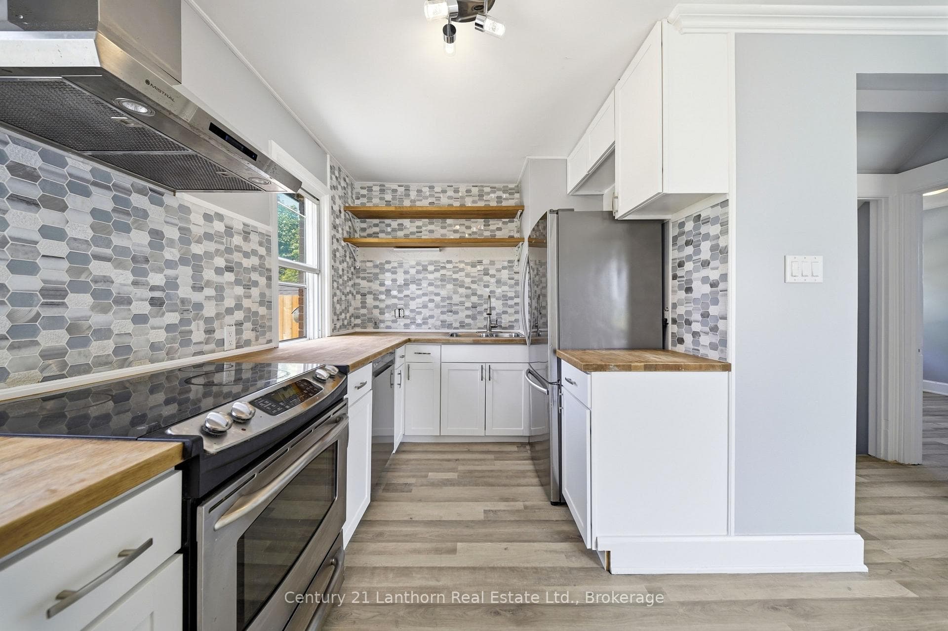 63 Fourth Avenue photo 5