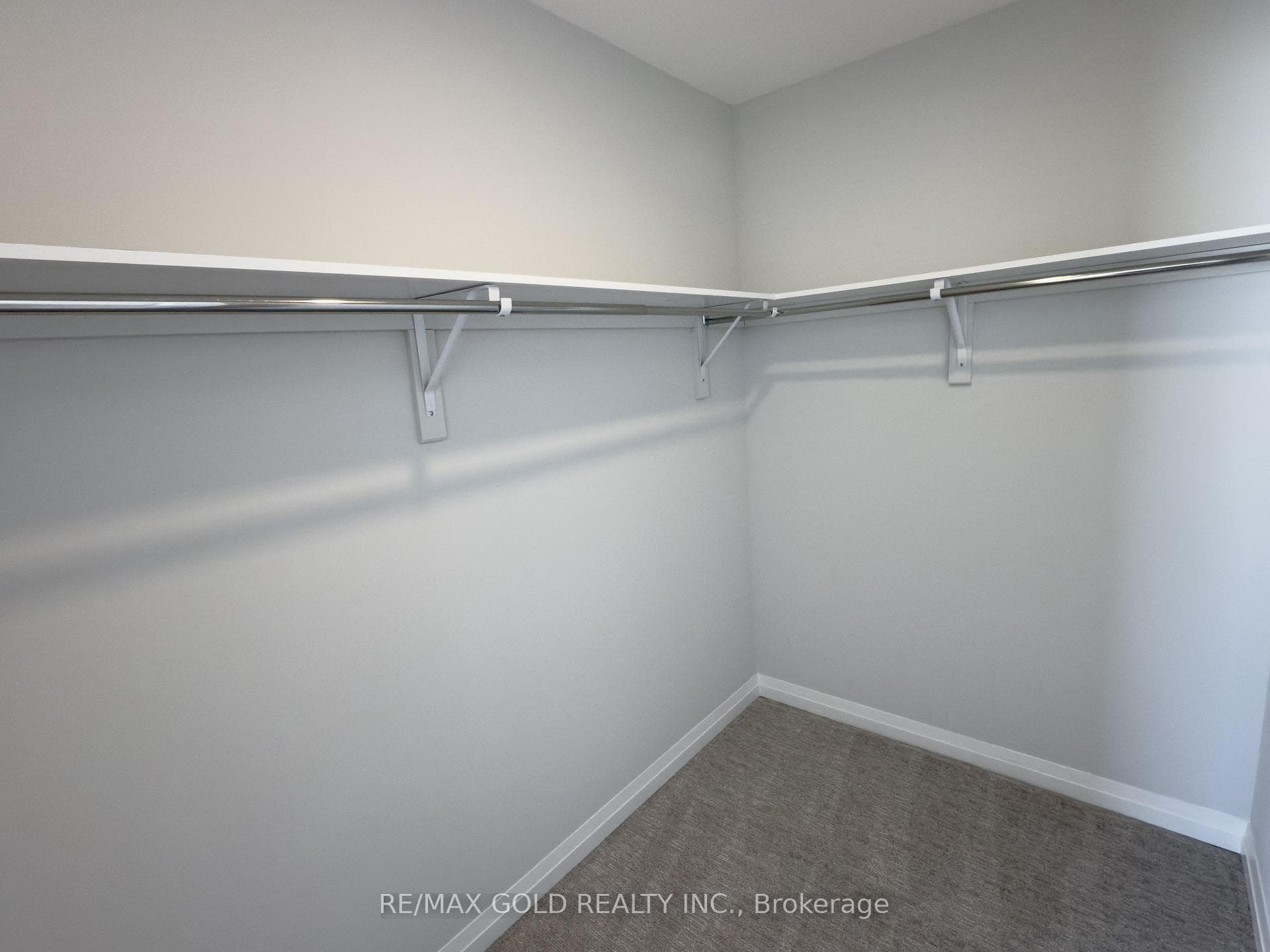 37 Samuel Avenue photo 17