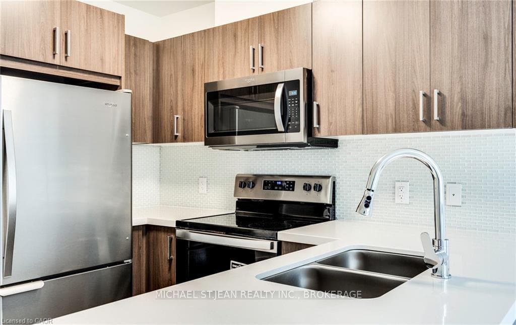 479 Charlton Avenue Unit 102 photo 9