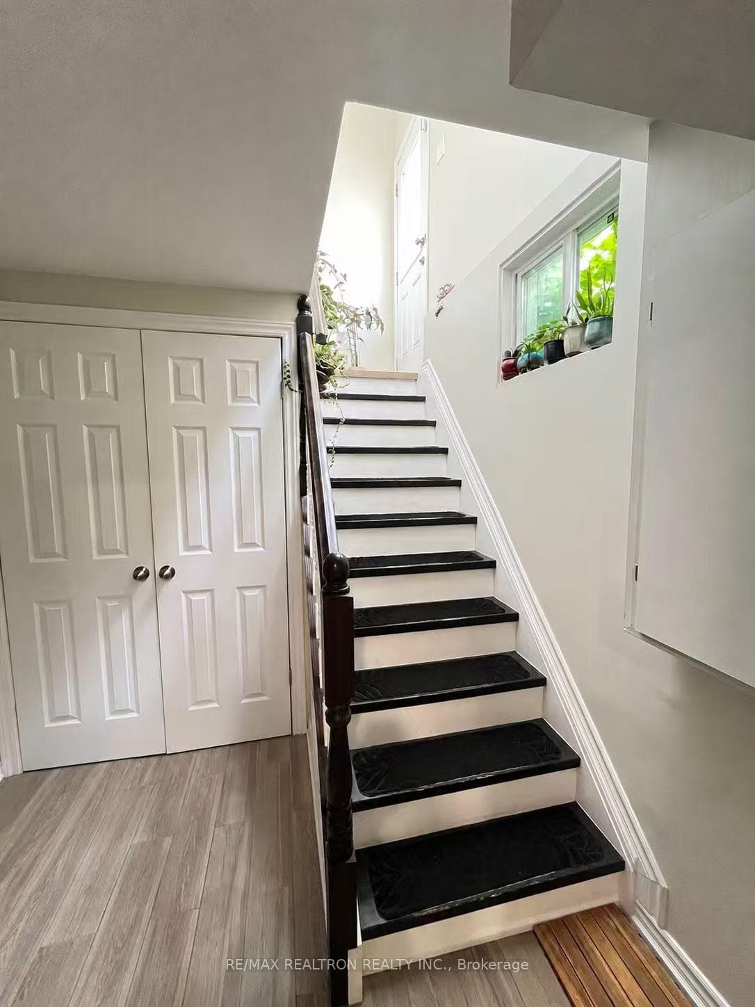 29 Clayson Street Unit Bsmt photo 5